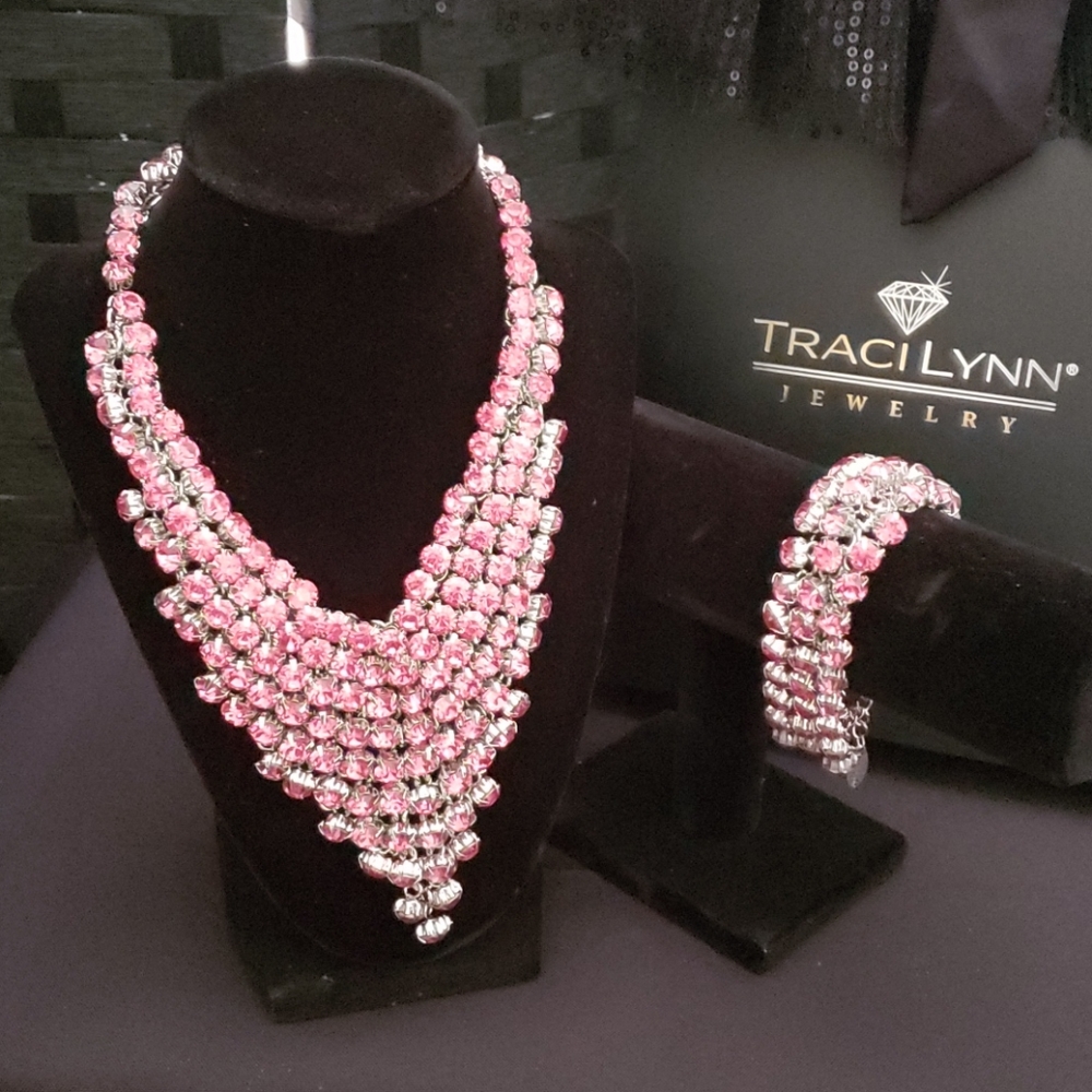 Live Potion Necklace set